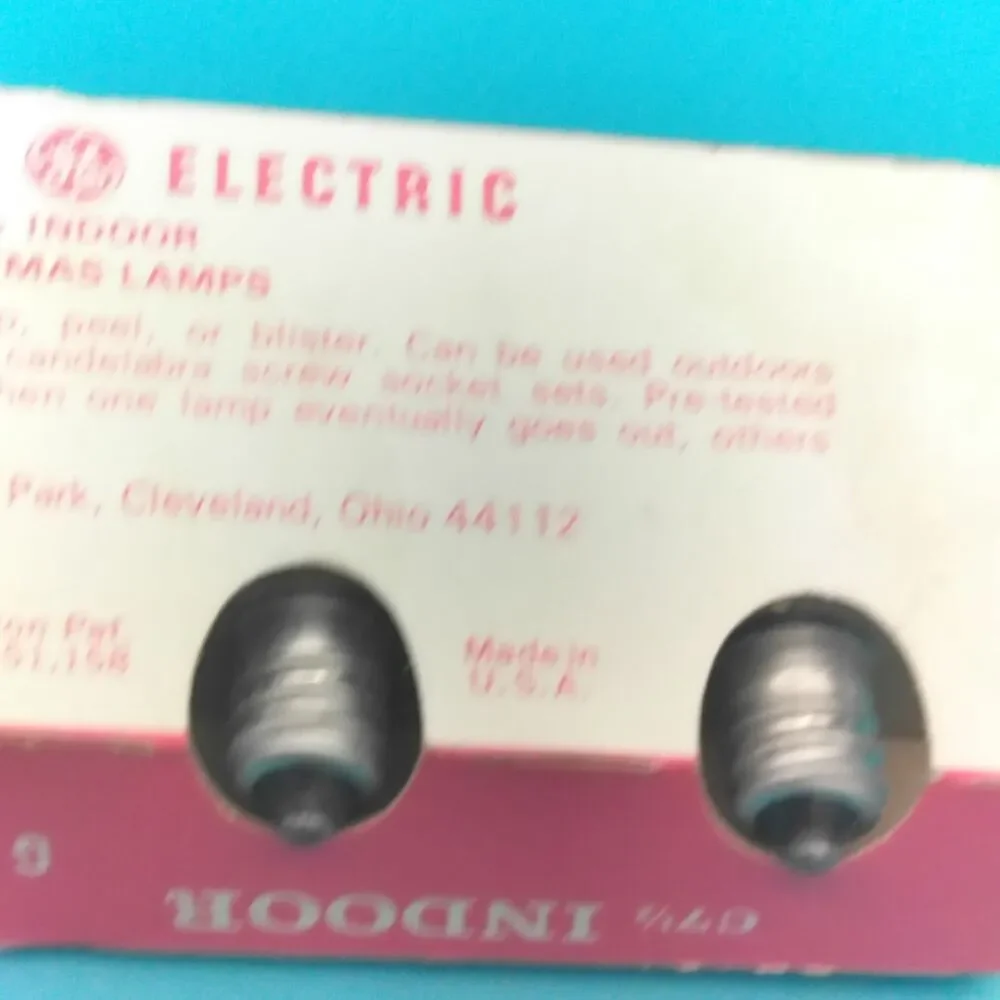 Vintage GE General Electric C7 1/2 Blue Christmas Light Bulbs 4-Pack Indoor